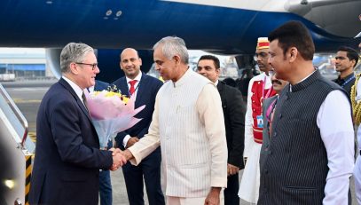 UK PM Keir Starmer arrives in Mumbai; Governor, CM welcome him