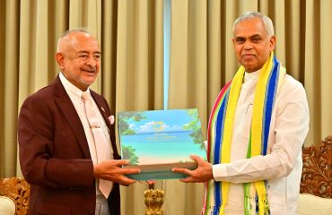 Lt. Governor of Andaman & Nicobar Islands meets Governor