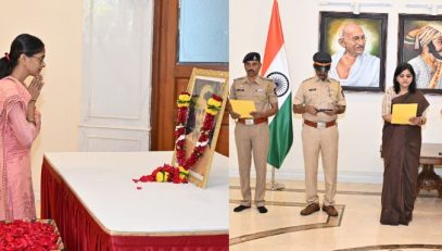 19.11.2025 : दिवंगत पंतप्रधान इंदिरा गांधी यांच्या  १०८ व्या जयंती दिनानिमित्त राजभवन येथे त्यांच्या प्रतिमेला पुष्पांजली वाहून अभिवादन करण्यात आले. यावेळी राज्यपालांच्या खाजगी सचिव अर्चना गायकवाड व  राज्यपालांच्या अवर सचिव (प्रशासन) (प्र.) करुणा वावडणकर यांनी इंदिरा गांधींच्या प्रतिमेला पुष्पांजली वाहिली. त्यानंतर त्यांनी सर्व उपस्थित राजभवनातील कर्मचारी व अधिकारी तसेच पोलीस अधिकारी व अंमलदार यांना राष्ट्रीय एकात्मतेची शपथ दिली.  दरवर्षी दिवंगत पंतप्रधान इंदिरा गांधी यांची जयंती राष्ट्रीय एकात्मता दिवस म्हणून साजरी करण्यात येते. यावेळी उपस्थितांनी देशाचे स्वातंत्र्य आणि राष्ट्रीय एकात्मता अबाधित राखण्यासाठी  निष्ठापूर्वक काम करण्याची तसेच सर्व धार्मिक, भाषिक किंवा प्रादेशिक मतभेद शांततामय आणि सांविधानिक मार्गाने सोडविण्याची शपथ  घेतली.