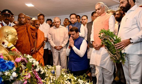 भारतरत्न डॉ.बाबासाहेब आंबेडकरांनी देशाच्या विविधतेला एकत्र बांधणारे संविधान दिले - राज्यपाल आचार्य देवव्रत