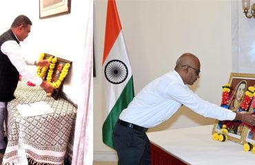 12.01.2026:  राजमाता जिजाऊ व  स्वामी विवेकानंद यांना लोकभवन येथे अभिवादन