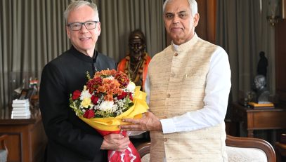 Consul General of Finland in Mumbai Mr. Erik af Hallstrom meets Governor