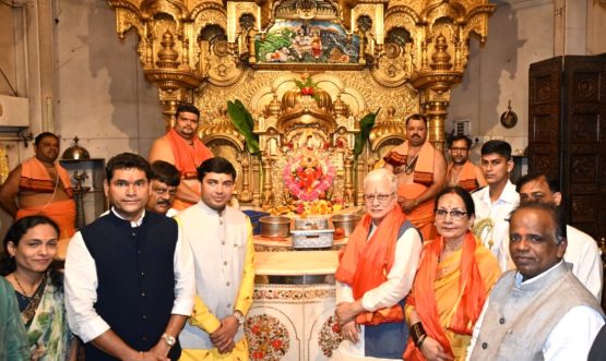 12.03.2026: The newly appointed Governor of Maharashtra, Jishnu Dev Varma accompanied by his wife Sudha visited the Shree Siddhivinayak Temple and offered prayers to Lord Siddhivinayak.