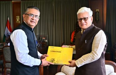 17.03.2026: MD and CEO of National Stock Exchange Ashish Kumar Chauhan called on Maharashtra Governor Jishnu Dev Varma at Lok Bhavan, Mumbai. This was a courtesy call.