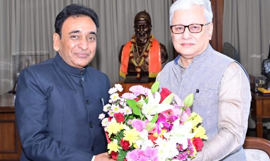 State Chief Secretary Rajesh Aggarwal meets Governor