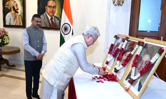 23.03.2023:  Governor pays tribute to Shahid Bhagat Singh, Rajguru, Sukhdev