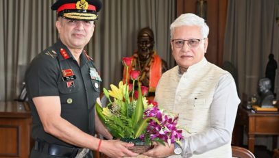 Director General of NCC Maharashtra Maj. Gen. Vivek Tyagi meets Governor