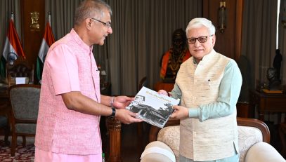06.04.2026 : Chief Executive Officer of Kaivalyadham Yoga Institute Subodh Tiwari met the Governor of Maharashtra Jishnu Dev Varma at Lok Bhavan, Mumbai.