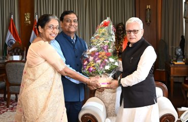 CEO of AIIMS Nagpur & Vice Chancellor of SNDT meets Governor