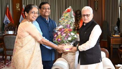 CEO of AIIMS Nagpur & Vice Chancellor of SNDT meets Governor