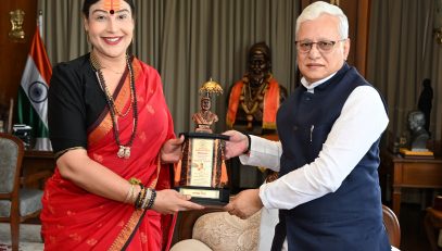 President of Saptarang Sevabhavi Sanstha Dr. Sanvi Jethwani meets Governor