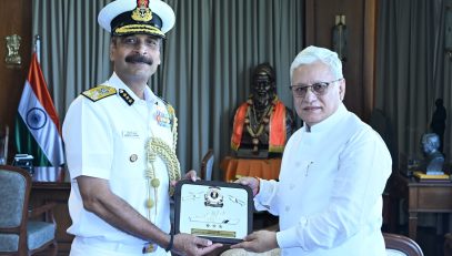 Additional Director General M. V. Pathak, PTM, TM, Coast Guard Commander (Western Seaboard) meets Governor