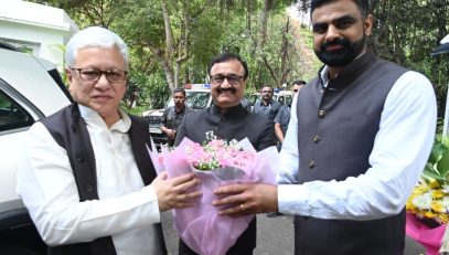 Governor arrives Lok Bhavan, Pune for 2 day visit