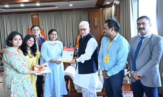 16.07.2026 : A delegation of the Society for the Promotion of Indian Classical Music and Culture Amongst Youth (SPIC MACAY) met the Governor of Maharashtra Jishnu Dev Varma  at Lok Bhavan, Mumbai. Kalpen Shukla, Neha Bandyopadhyay, Geeta Prakash, Sabyasachi Dey and Dr Simpy Singh were present. The delegation invited the Governor to the Spic Macay Golden Jubilee (2027) event at IIT Delhi campus and presented him a copy of Sandesh, the official newsletter of SPIC MACAY, and apprised him about the Society’s activities. The delegation also requested support for promoting Indian classical music and cultural heritage among Govt schools, colleges, and universities by organising lectures and demonstrations.