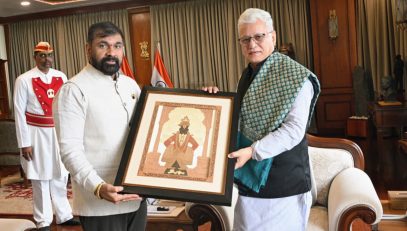 21.07.2026: महाराष्ट्र विधान परिषदेचे उपसभापती सचिन अहिर यांनी आज  राज्यपाल जिष्णु देव वर्मा यांची लोकभवन, मुंबई येथे सद‍िच्छा भेट घेतली.