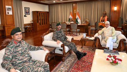 23.07.2026: भारतीय स्थलसेनेच्या दक्षिण विभागाचे प्रमुख अधिकारी ले. जन. राजेश पुष्कर, एव्हीएसएम, व्हीएसएम यांनी आज महाराष्ट्राचे राज्यपाल जिष्णु देव वर्मा यांची लोकभवन, मुंबई येथे सदिच्छा भेट घेतली. 
यावेळी भारतीय स्थलसेनेच्या महाराष्ट्र, गुजरात व गोवा विभागाचे प्रमुख अधिकारी ले. जन. डी. एस. कुशवाह, पीव्हीएसएम एव्हीएसएम, एसएम उपस्थित होते.