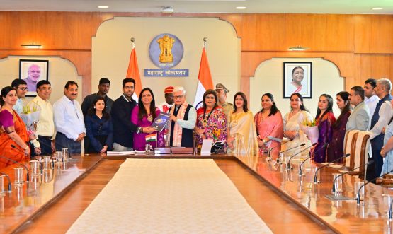 19.08.2026: A group of principals of various public schools in Delhi and eminent educationists, led by Dr. Alka Kapur, Principal, Modern Public School, Shalimar Bagh, met the Governor of Maharashtra Jishnu Dev Varma, at Lok Bhavan, Mumbai.  The Governor also emphasised the importance of integrating the Indian Knowledge System into education and adding value throughout the formative years of children.