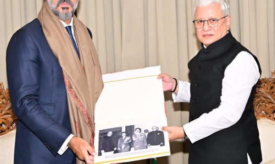 13.09.2026: Maharashtra Governor Shri Jishnu Dev Varma today welcomed His Highness Prince Rahim Aga Khan V, the 50th hereditary Imam of the Shia Ismaili Muslims and Chairman of the Aga Khan Development Network (AKDN), at Maharashtra Lok Bhavan, Mumbai.