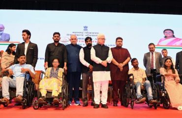 Governor distributes wheelchairs to Divyang persons