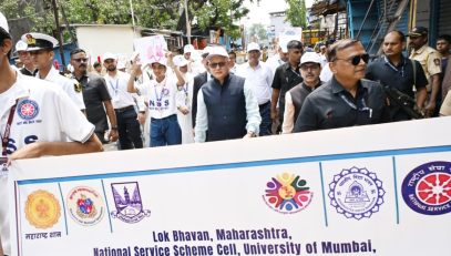 30.09.2026:  Tuberculosis (TB) is not merely a disease but also a social challenge. Every section of society, particularly the youth, should come forward and become ambassadors of TB awareness to make Mumbai TB-free, said the Governor of Maharashtra Jishnu Dev Varma. The Governor participated in the ‘TB-Mukt Mumbai Awareness Walk’ organised jointly by the National Service Scheme (NSS) of the University of Mumbai, Municipal Corporation of Greater Mumbai and the Bhavan’s College at Bhavan’s College, Andheri Mumbai. Secretary to the Governor Dr Prashant Narnaware, Vice Chancellor of the University of Mumbai Prof. (Dr.) Ravindra Kulkarni, Pro Vice Chancellor Dr Ajay Bhamare, Chairman of the Governing Council of Bhavan’s College Adv. Asif Mulla, Principal of the College Prof. (Dr.) Savita Pawar, actor Aparshakti Khurana, founder of Meghashrey Foundation Seema Singh, faculty members, NSS volunteers and students were present.
