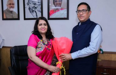 Welcome of Adv. Hitesh Jain by the Member Secretary