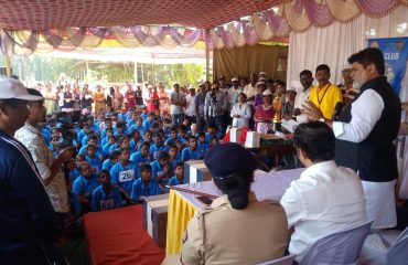 मा. श्री. उदय सामंत, उद्योग मंत्री, महाराष्ट्र सरकार यांचे खेळाडू, प्रशिक्षक, अधिकारी, कर्मचारी आणि उपस्थित नागरिक यांना संबोधन
