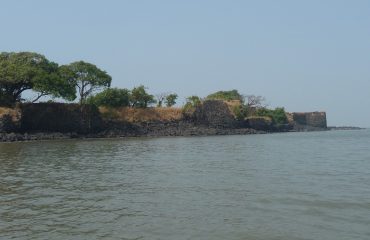खांदेरी किल्ल्याचे बाजूचे दृश्य
