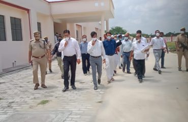 Surprise Inspection by Divisional Commissioner of the under-construction Divyangjan North Secondary School in Barhni, Pratapgarh