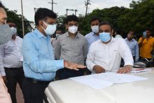Divisional Commissioner inspected the tourist spot Triveni Pushp at Arail;?>