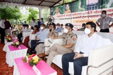 Grand event to celebrate Amrit Mahotsav, Chauri-Chaura Shatabdi Mahotsav and Kakori Train incident was organised;?>