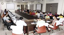 ACS Urban Development, Dr. Rajneesh Dubey reviewing the Progress of the PM Svanidhi Yojna;?>
