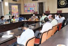 ACS Urban Development, Dr. Rajneesh Dubey reviewing the Progress of the PM Svanidhi Yojna;?>