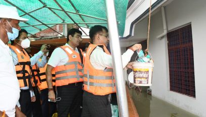 Divisional Commissioner provided relief material to the people trapped in flood-affected areas