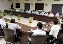 Meeting regarding Strengthening of Infrastructure Facilities with respect to Mahakumbh-2025;?>