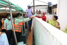 Divisional Commissioner provided relief material to the people trapped in flood-affected areas;?>