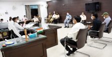 Meeting regarding Strengthening of Infrastructure Facilities with respect to Mahakumbh-2025;?>
