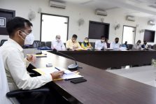Divisional Meeting of Road Safety Committee under the Chairmanship of the Divisional Commissioner;?>