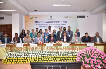 Discussion with the State on Bhumi Samvaad