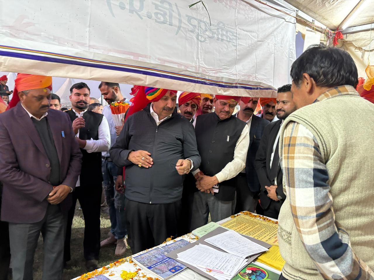 होली मेले में विधिक सहायता हेल्प डेस्क