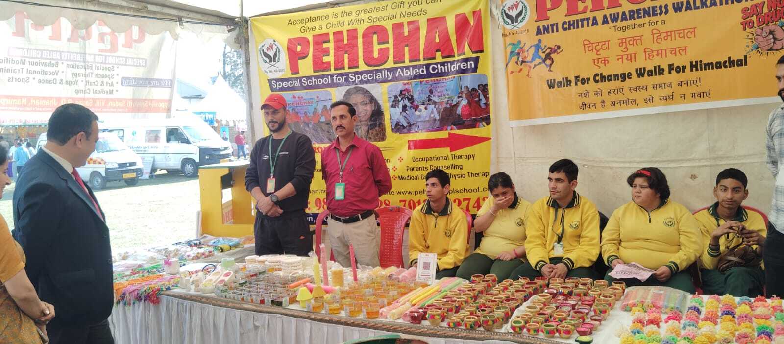 होली मेले में विधिक सहायता हेल्प डेस्क