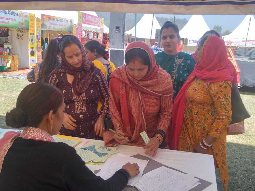 होली मेले में विधिक सहायता हेल्प डेस्क