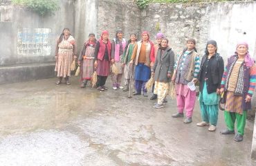 Cleanliness drive by women