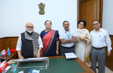 MH_Mantralaya_Delegators_with_Hon.Minister