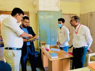 प्रा. आ. केंद्र वडवणी प्रयोगशाळा भेट