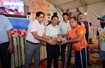 Honorable Secretary distributing the Awards in CDS Gwalior