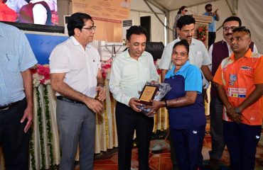 Honorable Secretary distributing the Awards in CDS Gwalior