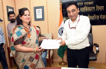 Certificate Distribution