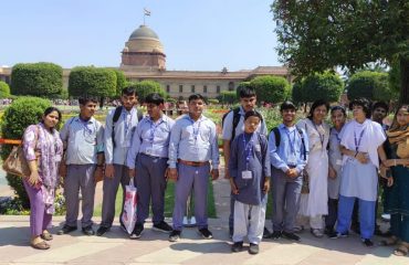 Divyang Children’s Visit to Amrit Udyan (4)