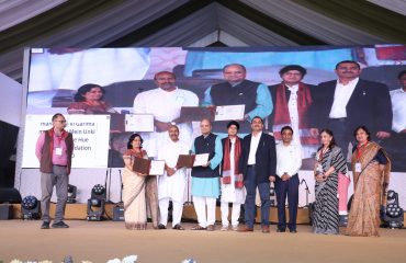 Various initiatives were launched on the occasion of Purple Fest 2025 at the main courtyard of Rashtrapati Bhavan. Hon’ble Union Minister and several senior officials from the Department of Empowerment of Persons with Disabilities were present on the stage for the inauguration.