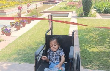 Divyang Children’s Visit to Amrit Udyan (10)